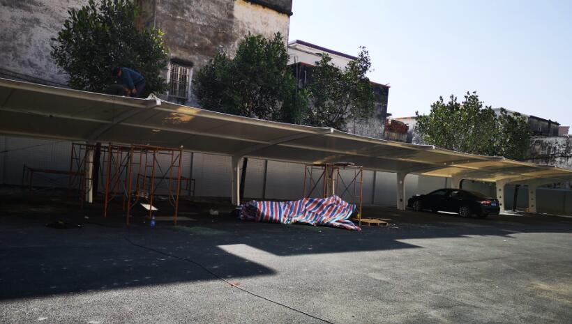 廣東陽江張拉膜j結構車棚工程