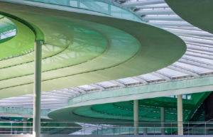 鋼結(jié)構(gòu)與膜材料的協(xié)奏，產(chǎn)業(yè)園中庭天幕